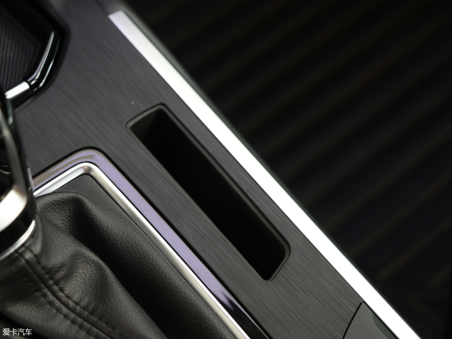 2019κ VV5   2.0T (q)Ş V