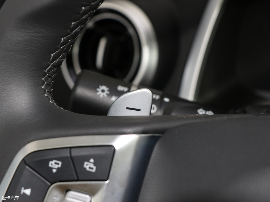 2019κ VV5   2.0T Ş V