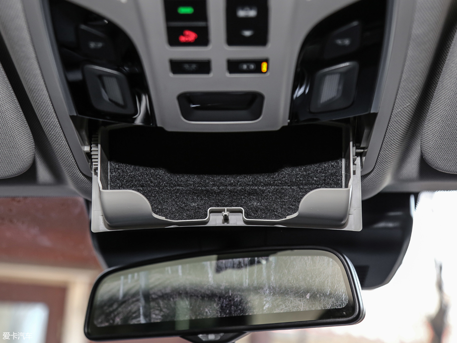 2019κ VV5   2.0T (q)Ş V