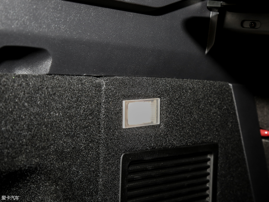 2019κ VV5   2.0T (q)Ş V