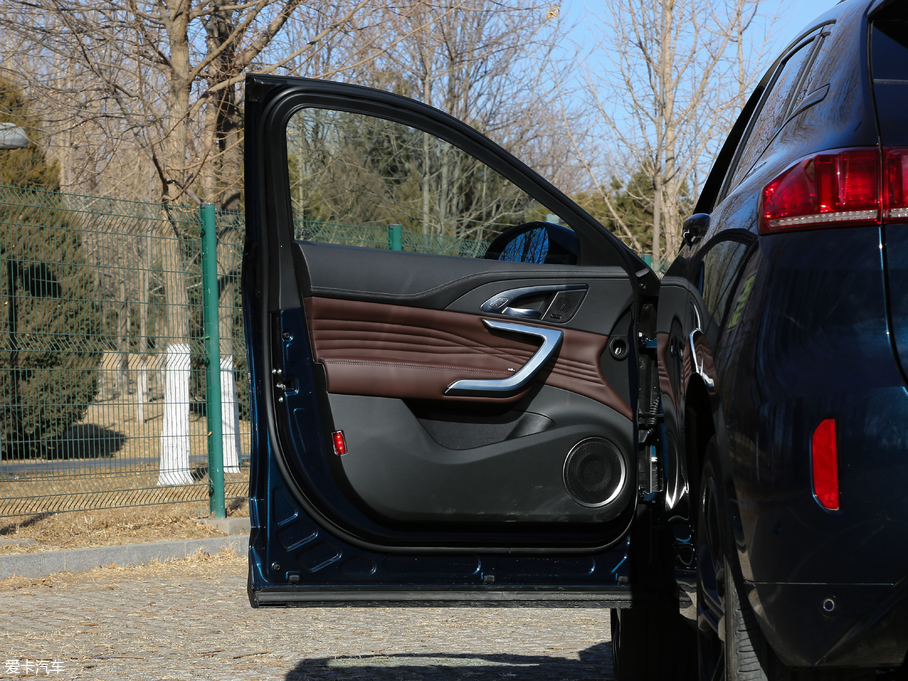 2019κ VV7  2.0T Ş V