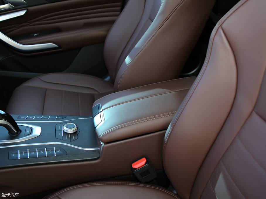 2019κ VV7  2.0T Ş V