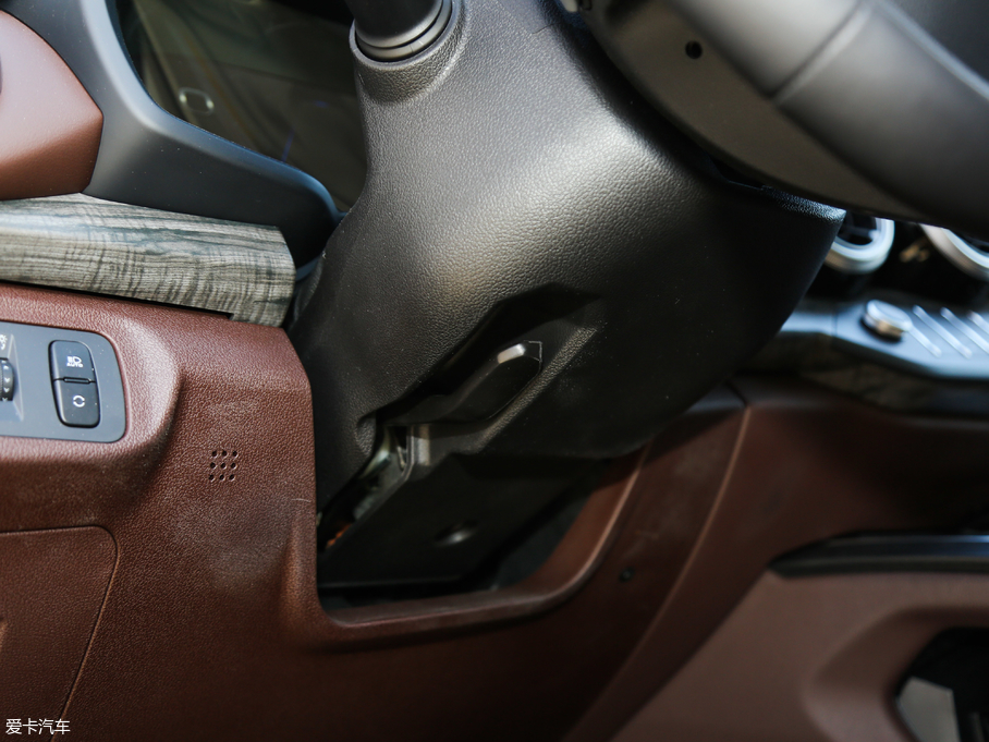 2019κ VV7  2.0T Ş V