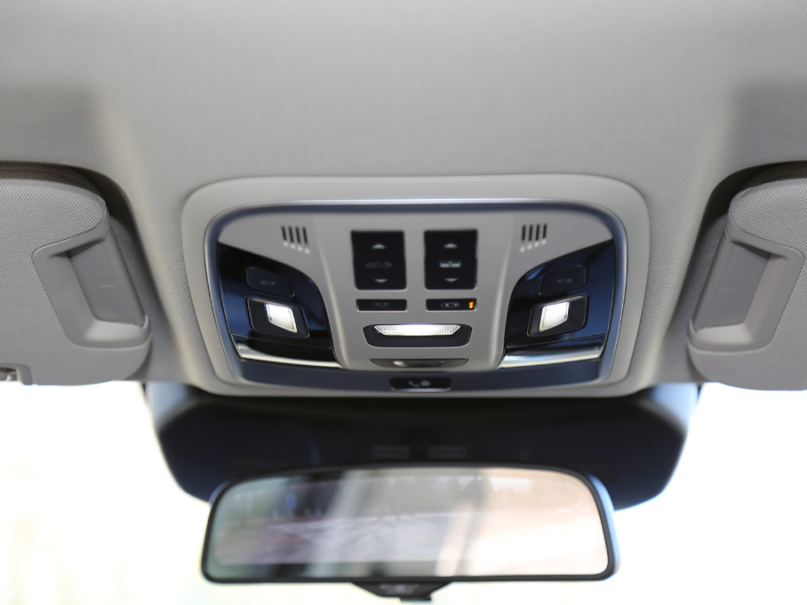 2019κ VV7  2.0T Ş V