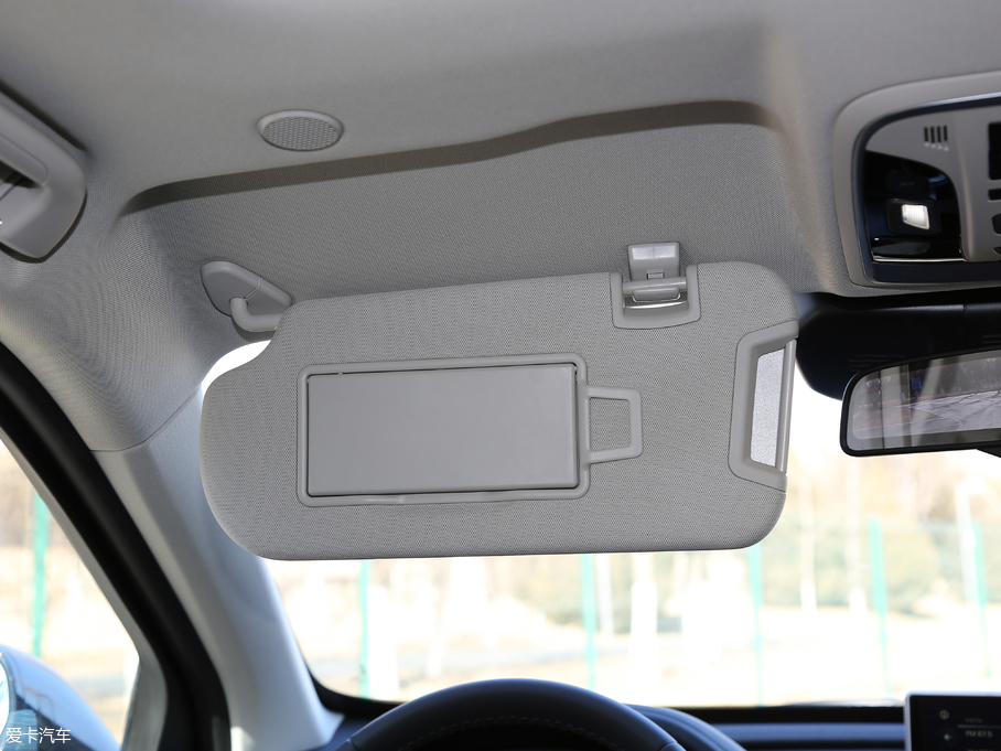 2019κ VV7  2.0T Ş V