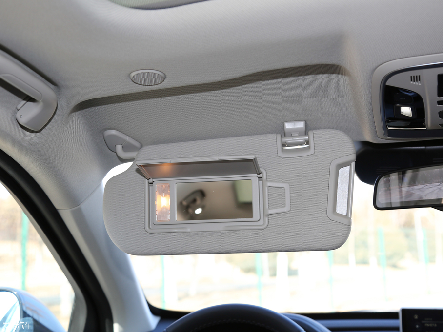 2019κ VV7  2.0T Ş V