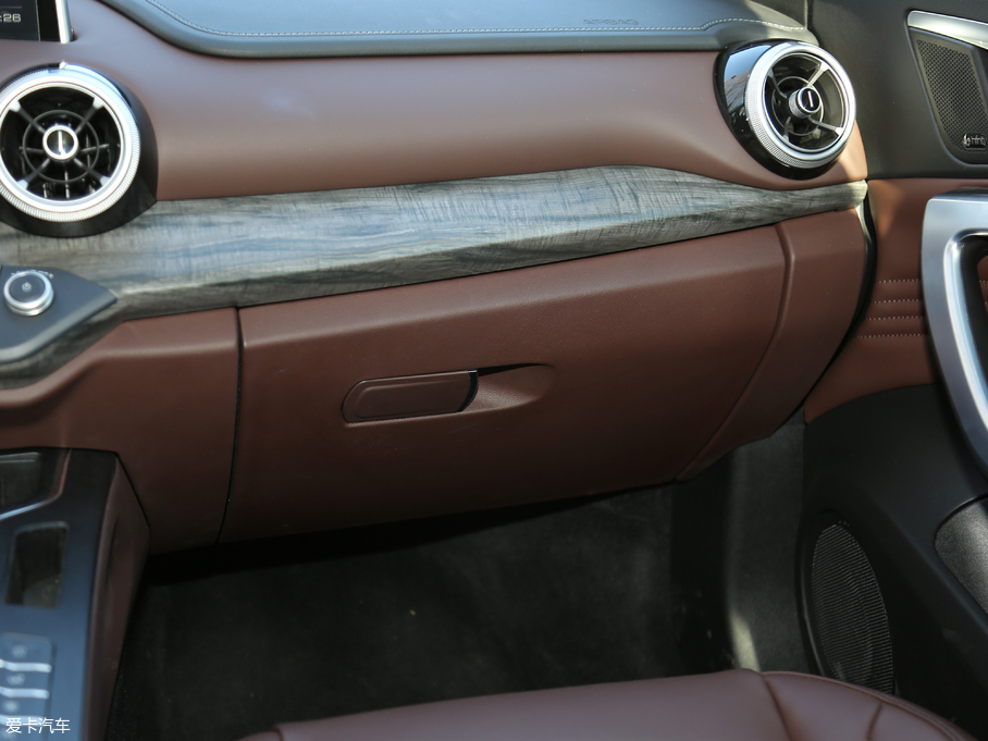 2019κ VV7  2.0T Ş V