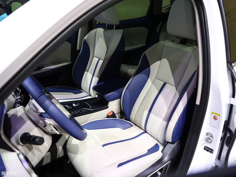 2019��κ�� VV6 Collie���а�