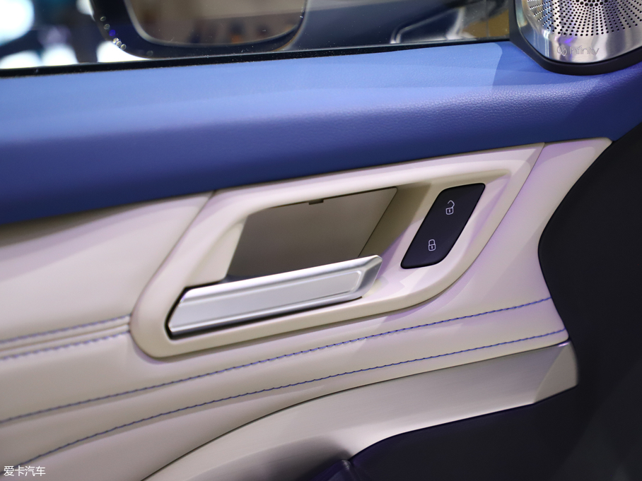 2019��κ�� VV6 Collie���а�