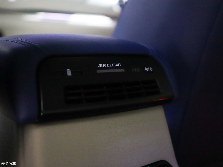 2019��κ�� VV6 Collie���а�