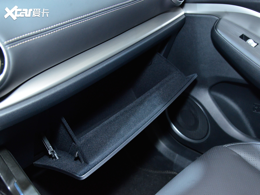 2021κ VV6 2.0T (q)+