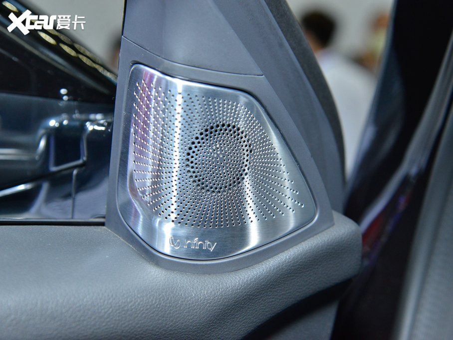 2021κ VV6 2.0T (q)+