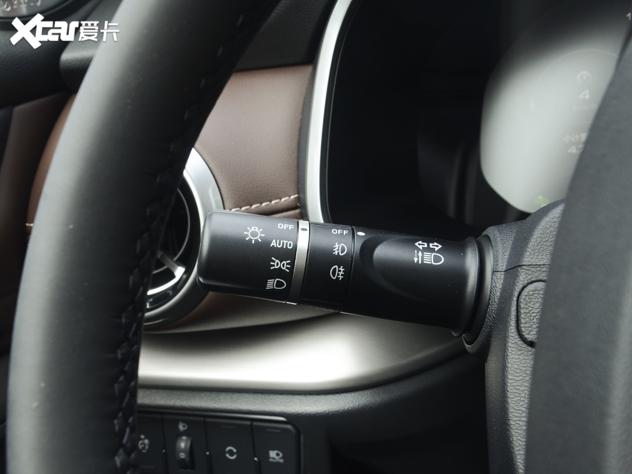 2021κ VV6 2.0T (q)+