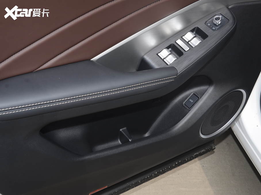 2021κ VV6 2.0T (q)+