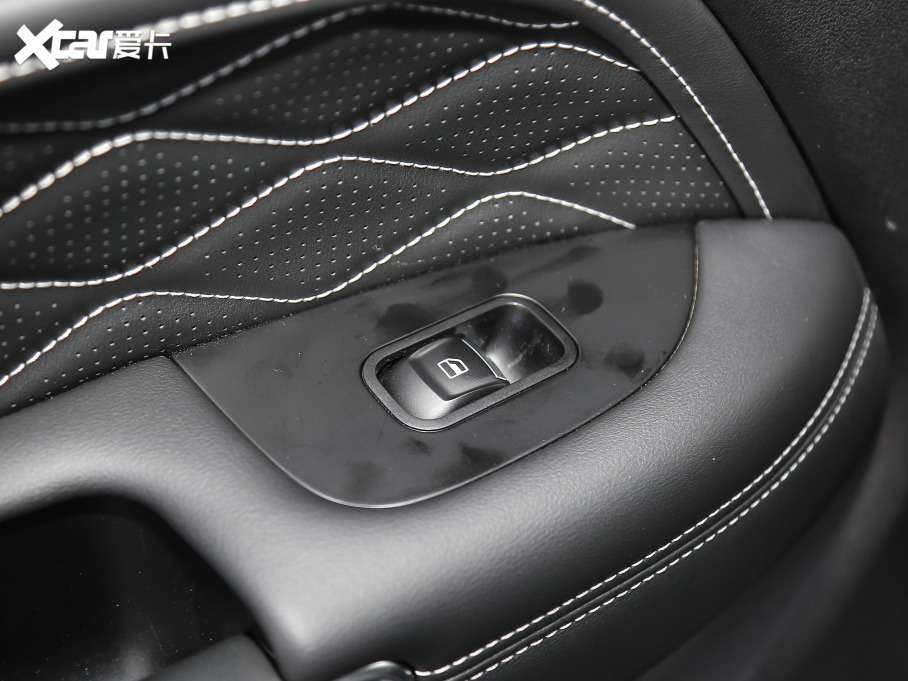 2021̹300 ԽҰ 2.0T (zhn)