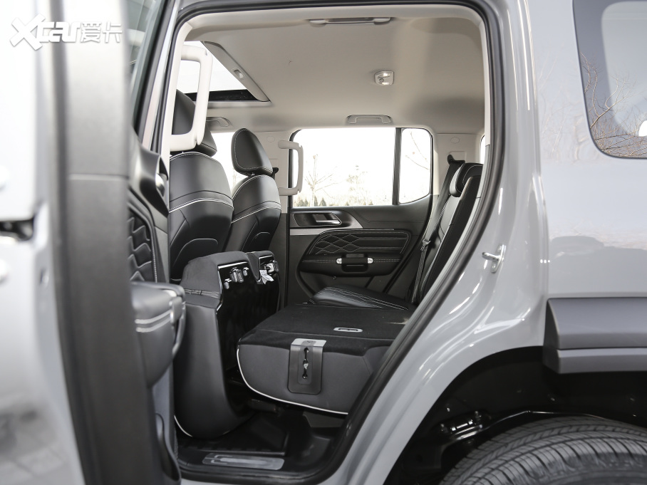 2021̹300 ԽҰ 2.0T (zhn)