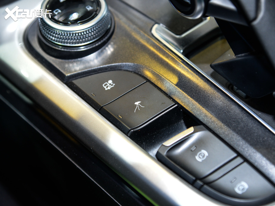 2021̹300 2.0T ̹΂b