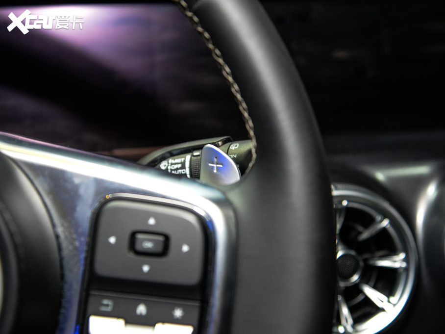 2021̹300 2.0T ̹΂b