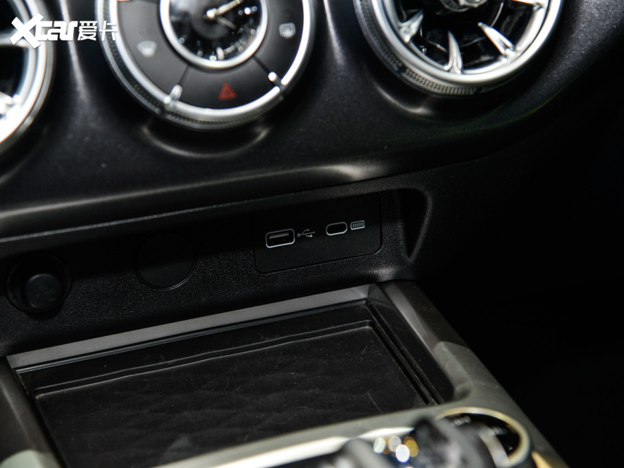 2021̹300 2.0T ̹΂b