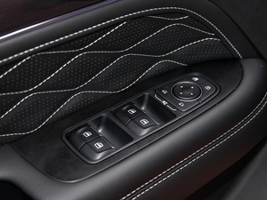 2021ԽҰ 2.0T  {܇ƅ^(q)	