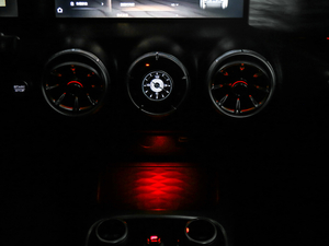 2021ԽҰ 2.0T (zhn) п؅^(q)