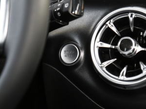 2021ԽҰ 2.0T  п؅^