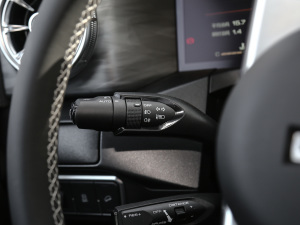 2021ԽҰ 2.0T  п؅^