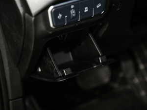 2021ԽҰ 2.0T  п؅^