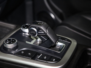 2021ԽҰ 2.0T  п؅^