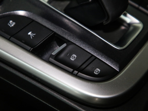 2021ԽҰ 2.0T  п؅^