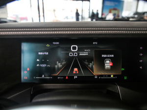 2021ԽҰ 2.0T  п؅^