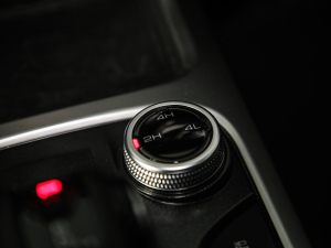 2021ԽҰ 2.0T  п؅^