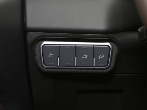 20212.0T (q)؝ п؅^(q)