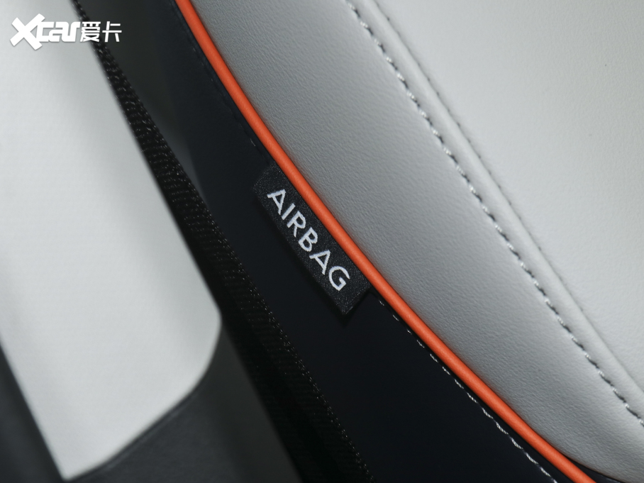 2021DHT-PHEV 1.5L DHT-PHEV { 