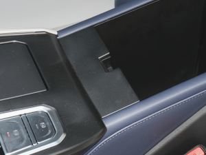 20211.5L DHT-PHEV {  g