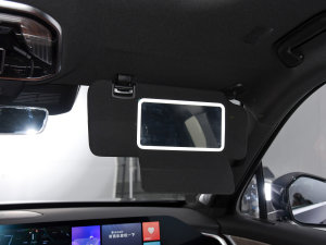 2023款DHT-PHEV 四驱长续航版 遮阳板（右）