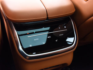 2023款DHT-PHEV 四驱长续航版 中控区