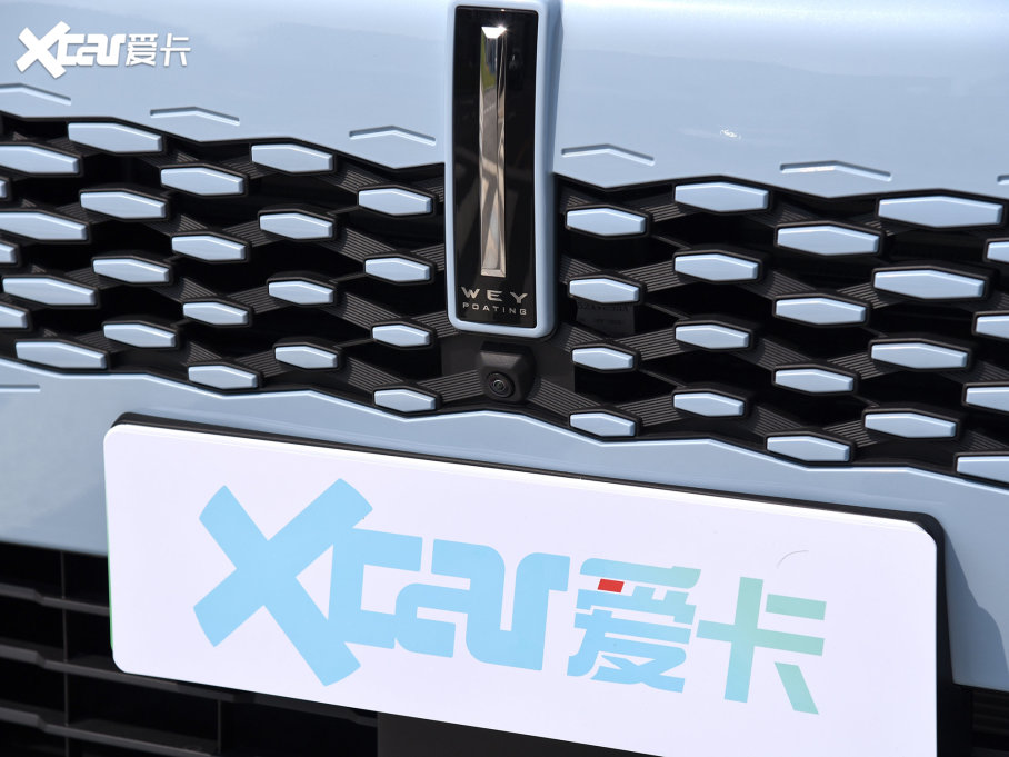 2023ĦDHT-PHEV 175km Lm