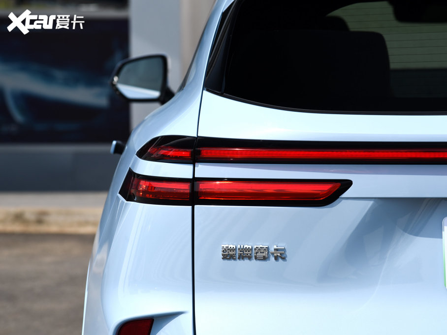 2023ĦDHT-PHEV 175km Lm