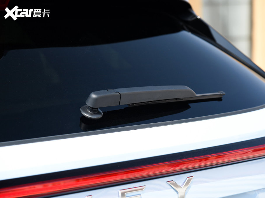 2023ĦDHT-PHEV 175km (q)Lm(x)