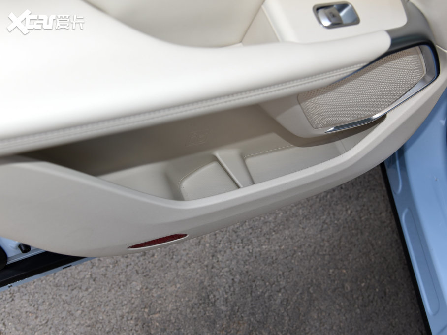 2023ĦDHT-PHEV 175km Lm