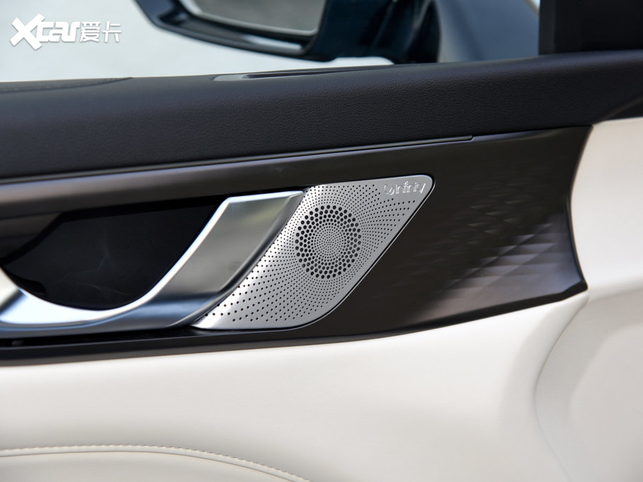 2023ĦDHT-PHEV 175km Lm