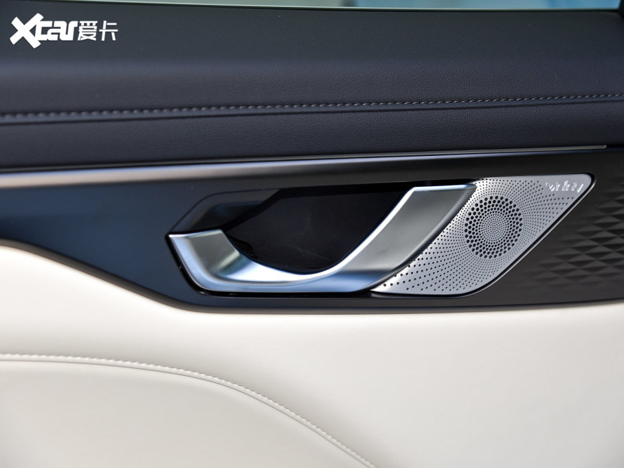 2023ĦDHT-PHEV 175km Lm