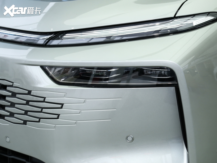 2024ĦDHT-PHEV Hi4 Lm