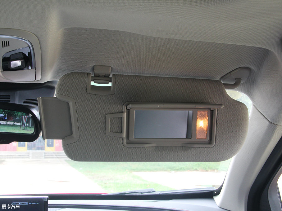 2017��κ�� VV7 VV7S ������