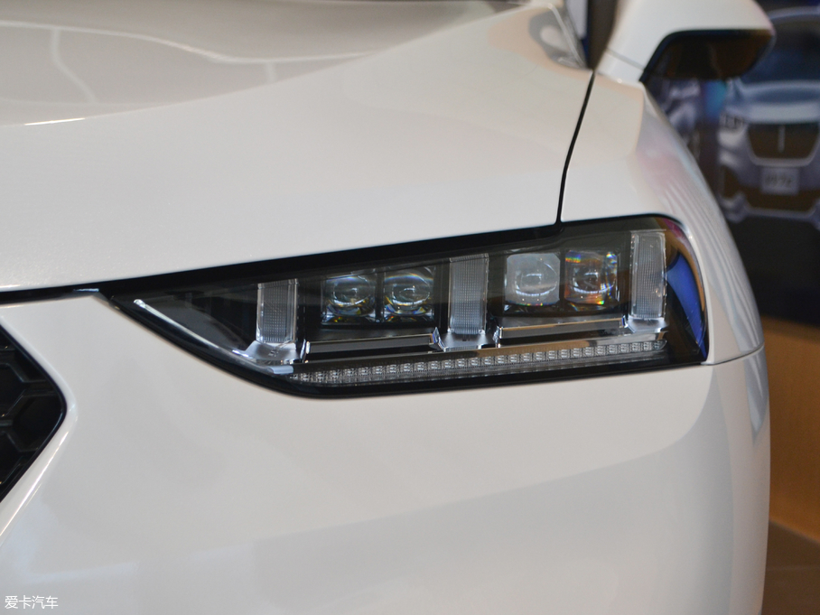 2017��κ�� VV7 VV7S ���A��