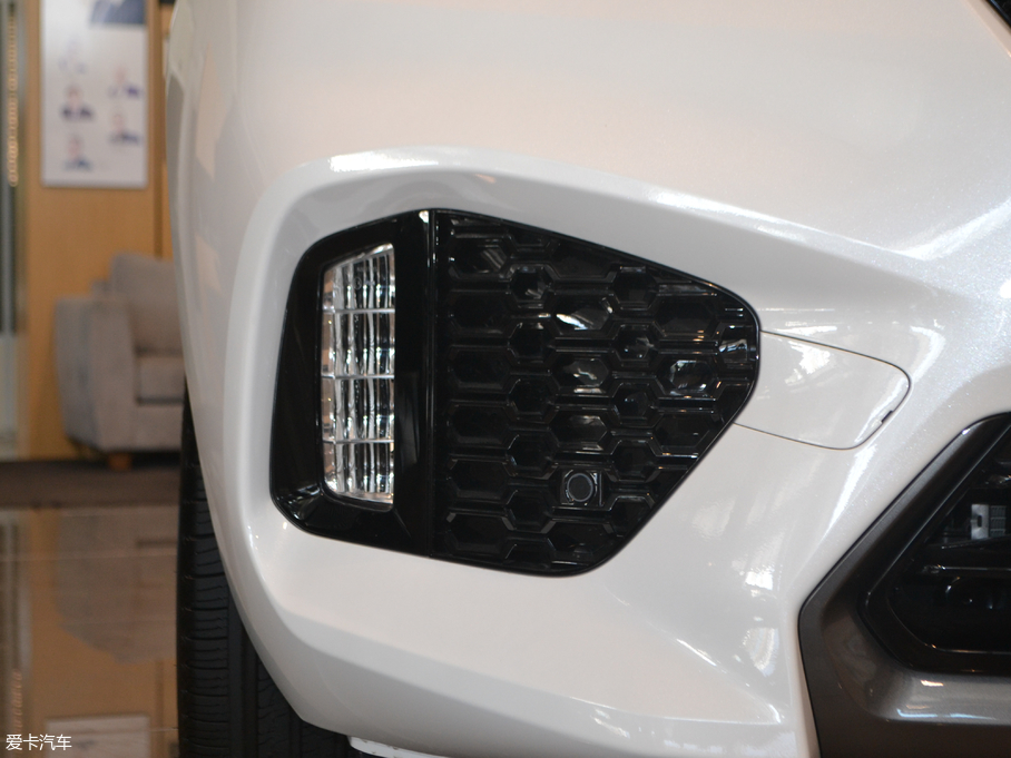 2017��κ�� VV7 VV7S ���A��