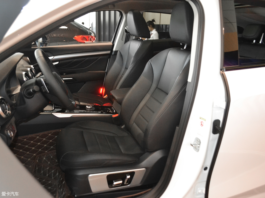 2017��κ�� VV7 VV7S ���A��