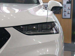 2017款VV7S 超豪型 大灯
