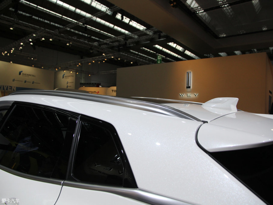 2018��κ�� P8 ���F��